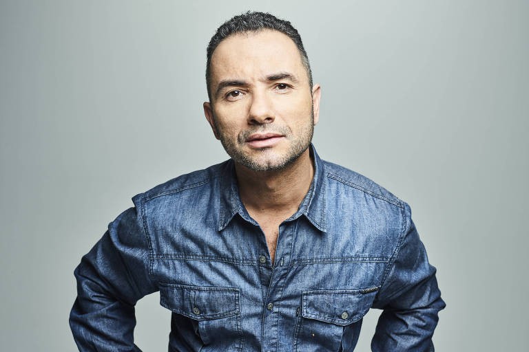 Marco Luque em "Todos por um"